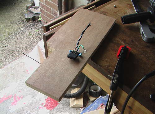 Lathe backing Lathe backing with kettle plug
